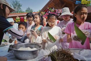 萨拉赫本场数据：5次关键传球，1次助攻，2次创造机会，2次失良机